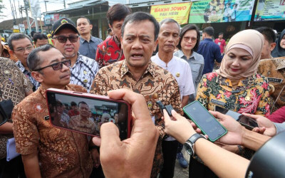 Antisipasi Tindak Pidana, Gubernur Jateng Minta TNI - Polri Dibekali Senjata Laras Panjang saat Amankan Lebaran