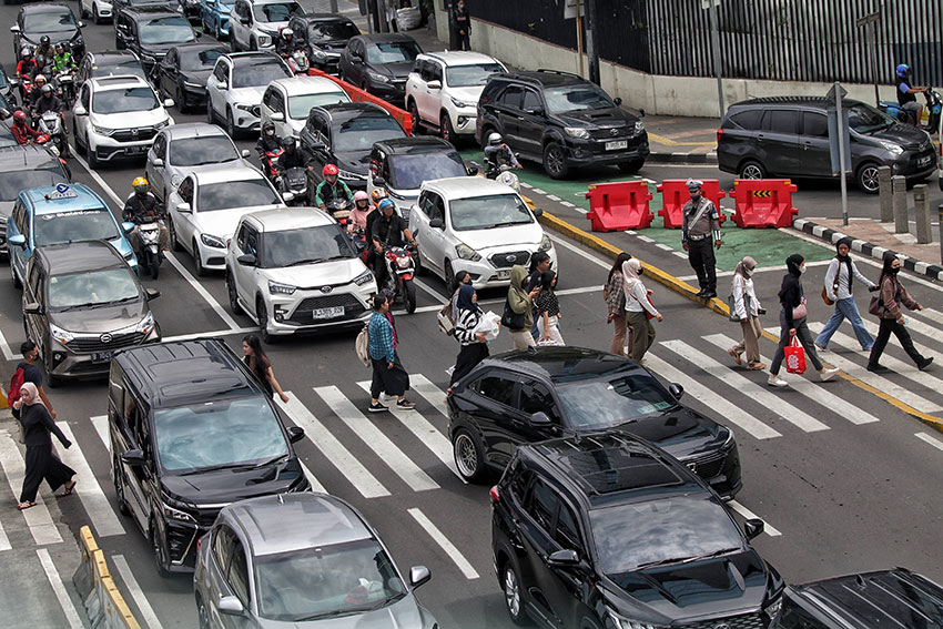 Kemacetan di ruas Jalan Sudirman - Thamrin Jakarta, Sabtu (22/3). [astakom/Antasena]