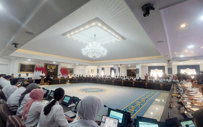 Presiden Prabowo Pimpin Sidang Kabinet Paripurna Persiapan Idul Fitri 1446 H