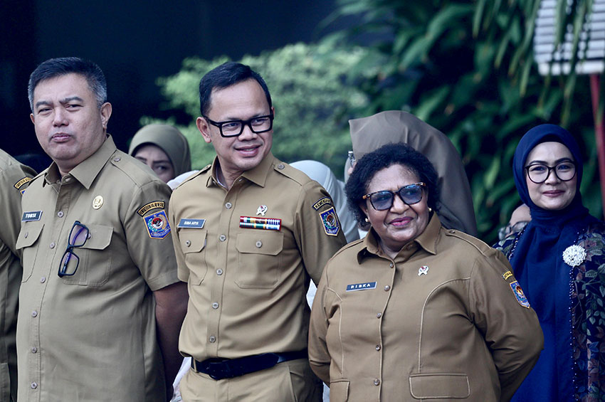 Para ASN mulai masuk kerja setelah cuti bersama Idul Fitri, di Kemendagri, Jakarta, Selasa (8/3). [astakom/Andi M Ilham]