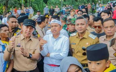 Dear Warga Jabar! Ini Alasan Gubernur KDM Larang Pungutan di Jalan