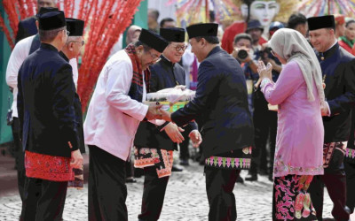 Gubernur DKI Tegaskan Lestarikan Budaya di Lebaran Betawi Monas 2025