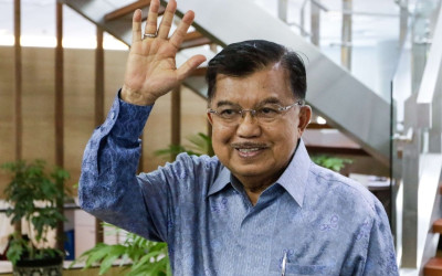Jusuf Kalla : Kebijakan Tarif Impor Trump Sangat Politis