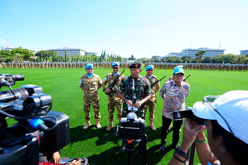 Satgas Kontingen Garuda TNI UNIFIL di Mabes TNI, Cilangkap, Jakarta (24/4). [astakom/Mabes TNI]