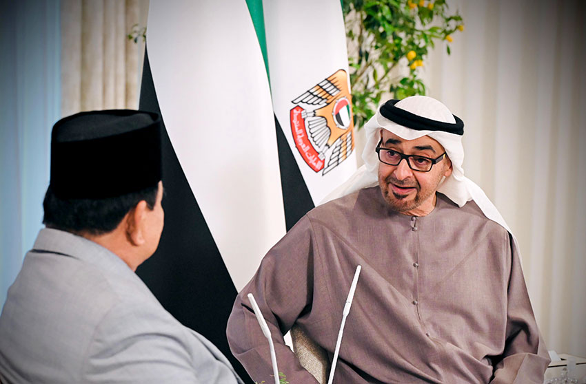 Presiden Prabowo bertemu dengan Presiden MBZ, di Abu Dhabi, Rabu (9/4). [Tim Media Presiden]