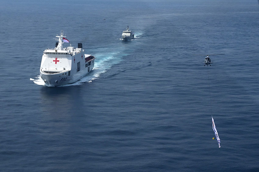 Multilateral Naval Exercise Komodo (MNEK) 2025 digelar di perairan Bali, 15-22 Februari 2025. [astakom/Eric Ireng]
