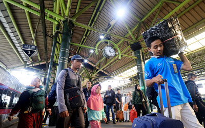 Puncak Arus Balik Libur Lebaran
