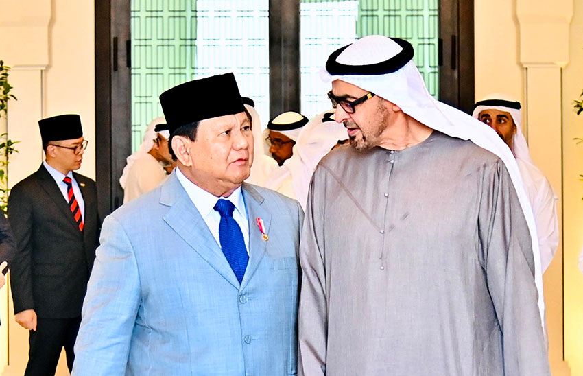 Presiden Prabowo bertemu dengan Presiden MBZ, di Abu Dhabi, Rabu (9/4). [Tim Media Presiden]