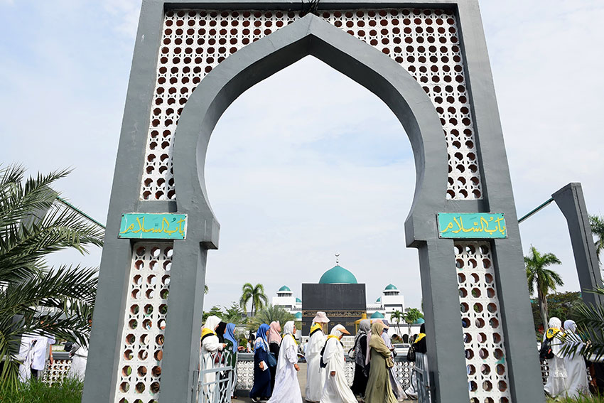Manasik haji di Asrama Haji Pondok Gede, Jakarta, Minggu (20/4). [astakom/Sony Iriawan]