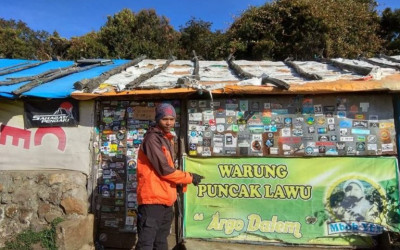 Mbok Yem Pemilik Warung Tertingi di Indonesia Telah Pergi, Gunung Lawu Berduka
