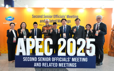 Mendikdasmen Abdul Mu’ti Paparkan Rumah Pendidikan Hingga AI di forum APEC Jeju