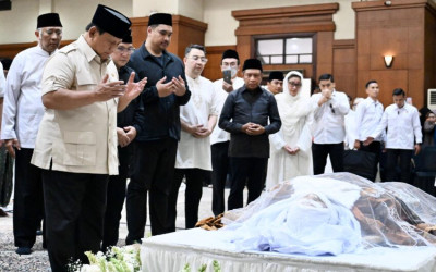 Presiden Prabowo Berduka atas Wafatnya Pejuang Pencak Silat Eddie Nalapraya