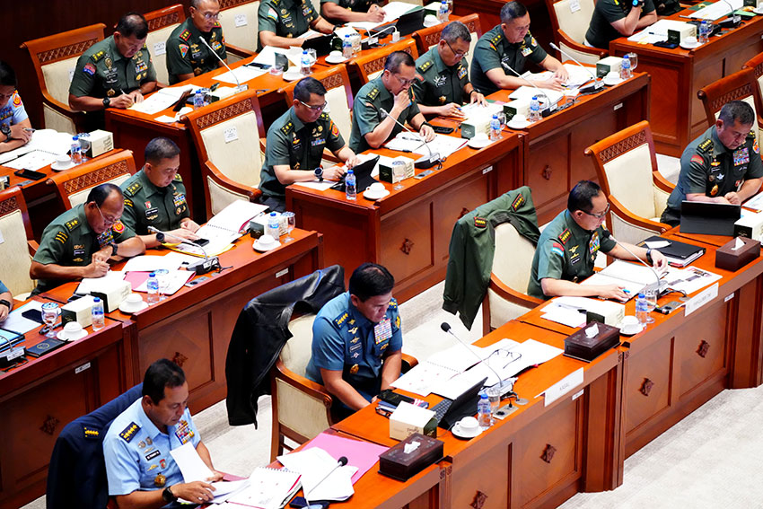 Raker Komisi I DPR RI di Gedung Nusantara II, Kompleks Parlemen, Jakarta, Senin (26/5). [astakom/Pen TNI]
