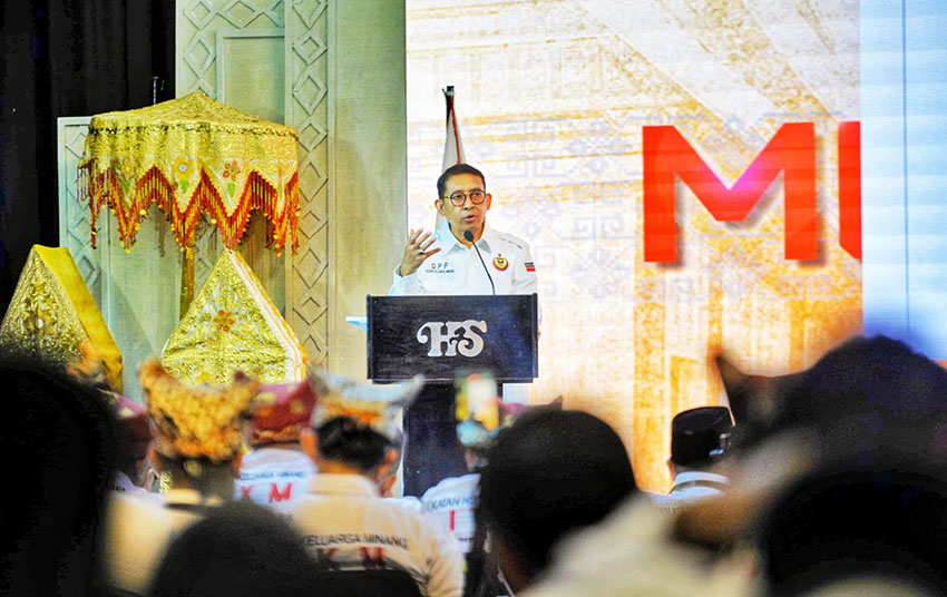 Menteri Kebudayaan Fadli Zon menghadiri Munas ke-1 IKM 2025 di Jakarta, Jumat (23/5). [astakom/Kembud]