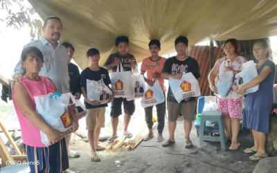 Martin Daniel Tumbelaka Gerindra Berbagi Kasih dengan Korban Kebakaran di Manado