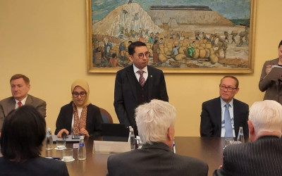 Jalin Diplomasi Budaya Indonesia-Rusia, Menbud Perkuat Kolaborasi dengan Indonesianis di Moskow