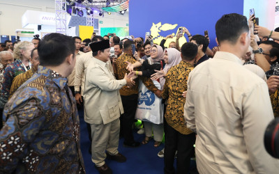 Kunjungi Konvensi IPA ke-49, Warga Terharu Bisa Bersalaman dengan Prabowo