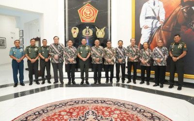 Panglima TNI Terima Audiensi SAG IKAHAN: Perkuat Pertahanan RI-Australia