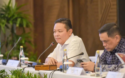 Peduli UMKM, Legislator Jefry Romdonny Dorong OJK Sederhanakan Regulasi Pembiayaan