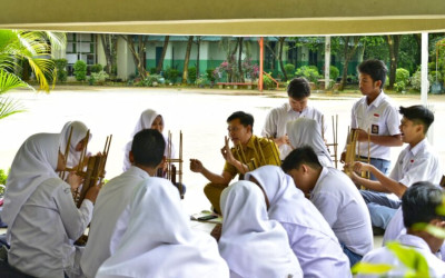Membangun Generasi Emas: Peran Gen Z Menuju Indonesia 2045