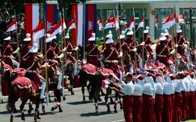 Presiden Prabowo Sambut Presiden Senat Kamboja Hun Sen Dengan Pasukan Berkuda