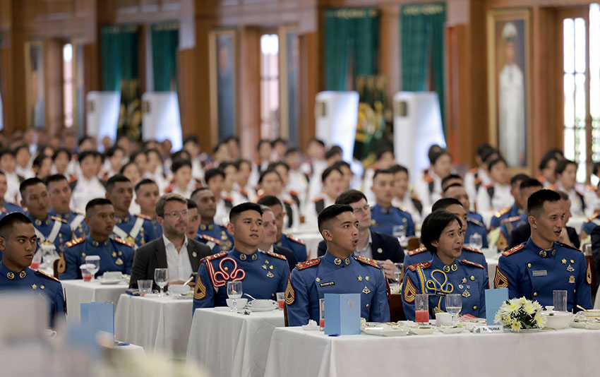 Presiden Prabowo Subianto dan Presiden Prancis Emmanuel Macron berkunjung ke Akademi Militer (Akmil), Magelang, Jawa Tengah, Kamis (29/5). [Tim Media Presiden]