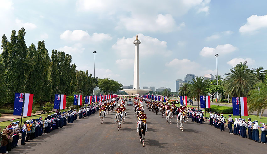 Presiden Prabowo Subianto menerima kunjugan Perdana Menteri Australia Anthony Albanese, di Istana Merdeka, Jakarta, Kamis (15/5). [Tim Media Presiden/Sony Iriawan]
