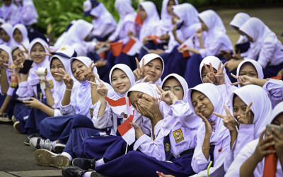 Antusiasme Warga Sambut PM Li Qiang di Lapangan Monas Jakarta