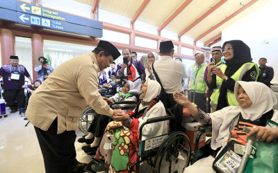 Biaya Haji 2025 Harusnya Mahal, Tapi Berkat Prabowo Jadi Murah