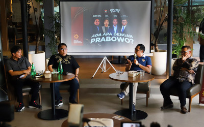 Hasan Nasbi Pastikan Bukan Prabowo yang Laporkan Mahasiswi ITB Pembuat Meme