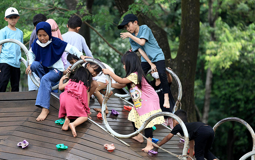 Tebet Eco Park (TEP) yang terletak di kawasan Tebet, Jakarta Selatan, Jakarta, Senin (12/5). [astakom/M Maulana Nugraha Putra]