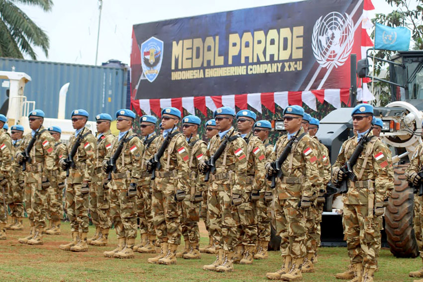 Upacara Medal Parade, bertempat di Beni, Republik Demokratik Kongo, Minggu (3/5). [astakom/Puspen TNI]