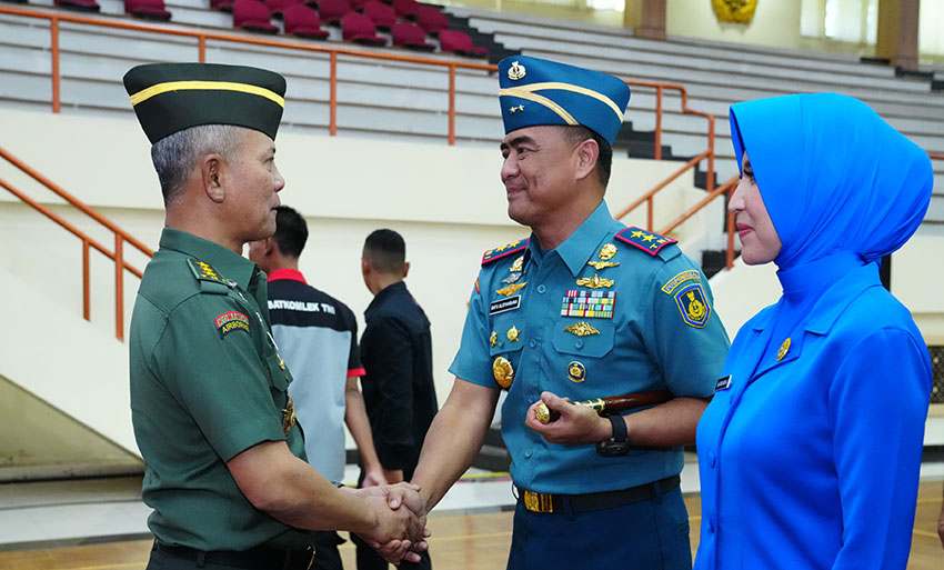 Acara Laporan Korps Kenaikan Pangkat Pati TNI di Mabes TNI, Cilangkap, Jakarta, Selasa (27/5). [astakom/Mabes TNI]
