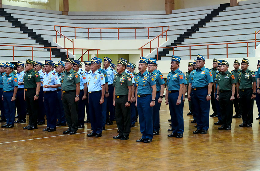 Acara Laporan Korps Kenaikan Pangkat Pati TNI di Mabes TNI, Cilangkap, Jakarta, Selasa (27/5). [astakom/Mabes TNI]
