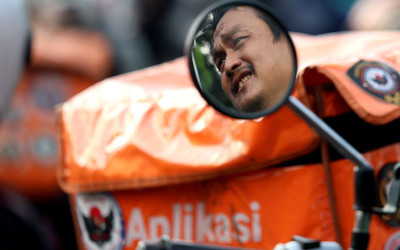 Ojol Demo di Patung Kuda