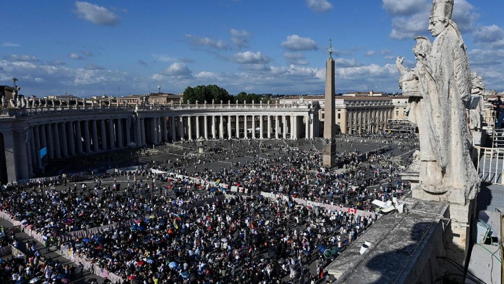 Kardinal Robert Francis Prevost terpilih sebagai Paus Leo XIV, di Vatikan, Kamis (8/5). [astakom/vaticannews.va]