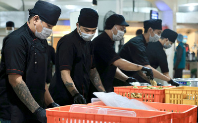 Warga Termiskin Jadi Pekerja Dapur MBG, Target Serap 1,5 Juta Tenaga Kerja
