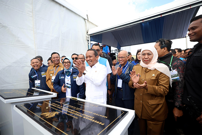 Presiden Prabowo meresmikan pengoperasian dan pembangunan energi baru terbarukan di 15 Provinsi, di Bali, Kamis (26/6). [Tim Media Presiden]