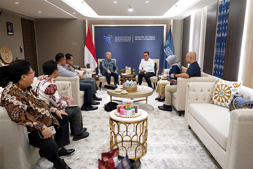 Mendag Budi Santoso menerima kunjungan Presiden IMA, Suparno Djasmin, di Jakarta, Rabu ( 18/6 ). [astakom/Kemendag]