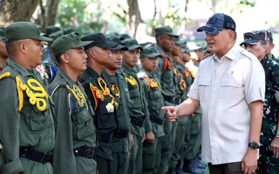 Menhan Sjafrie Tinjau Diksarmil SPPI di Aceh