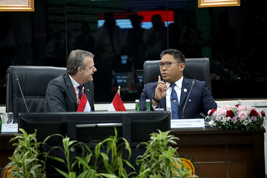 Pemerintah Indonesia dan Belanda resmi menandatangani MoU kerja sama di bidang pertanian, di Jakarta, Selasa ( 17/6 ). [astakom/Kementan]