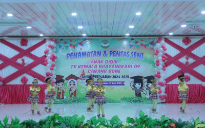Langkah Kecil, Harapan Besar, Sisi Lain Dari Penamatan TK Kemala Bhayangkari Bone