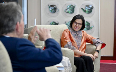 Menkeu Sri Mulyani Berdiskusi dengan Ekonom AS