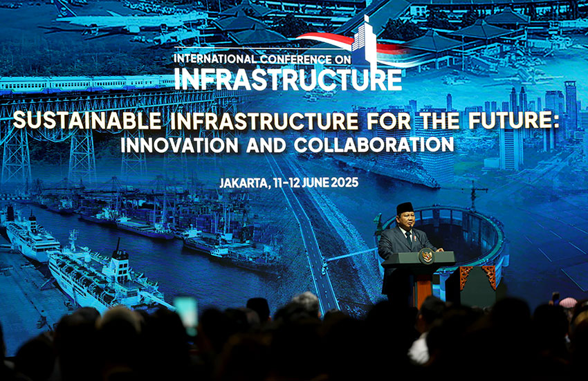 Presiden Prabowo menghadiri acara International Conference on Infrastructure (ICI) 2025 di JICC, Senayan, Jakarta, Kamis (12/6). [Tim Media Presiden]