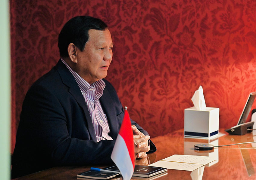 Presiden Prabowo memimpin ratas terkait kepemilikan empat pulau, secara daring dalam lawatannya ke Rusia, Selasa (17/6). [Tim Media Presiden]