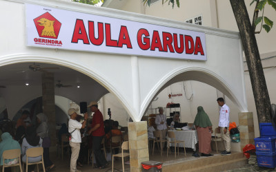 Warga Puji Konsistensi Layanan Kemanusiaan Gerindra, Beri Pengobatan Gratis
