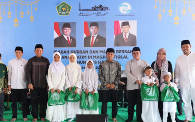 Ribuan Anak Yatim Makan Bergizi Bersama di Istiqlal, Daging Kurban Presiden Jadi Santapan