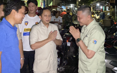 Legislator Gerindra Jalan Kaki Keliling Kampung di Cakung
