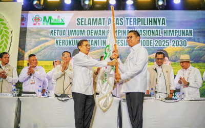 Serahkan Tongkat Kepemimpinan HKTI, Fadli Zon: Momentum HKTI Lebih Maju