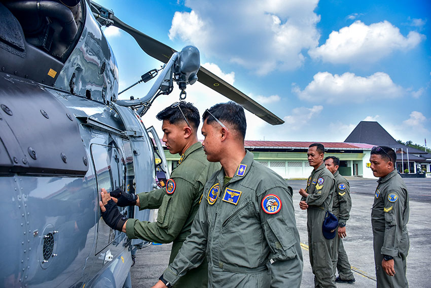 Puspenerbal TNI AL latihan navigasi jarak sedang dari Pangkalan TNI AL Juanda, Sidoarjo, menuju Pangkalan AD Ahmad Yani, Semarang, Rabu (4/6). [astakom/Pen Puspenerbal]